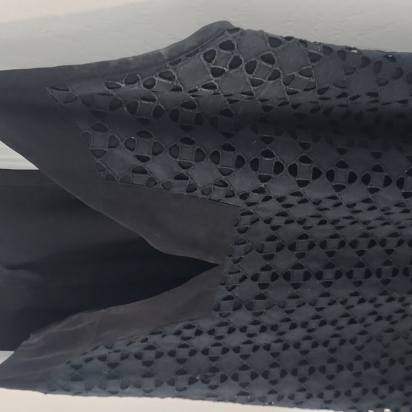 Athleta Black Dunes Eyelet Black Lace Women's Top Medium - Picture 4 of 8